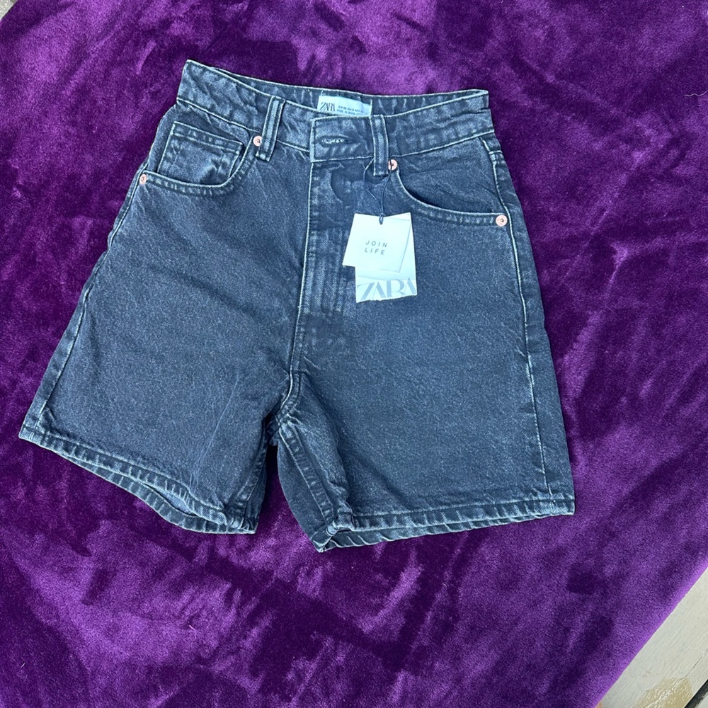 Zara jean shorts, black denim